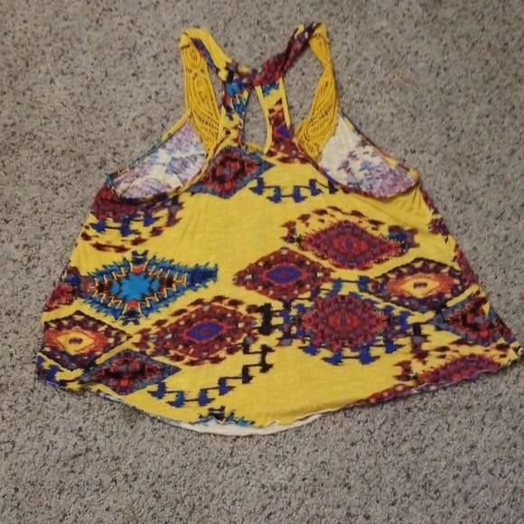 Patterned Tank - Picture 2 of 3